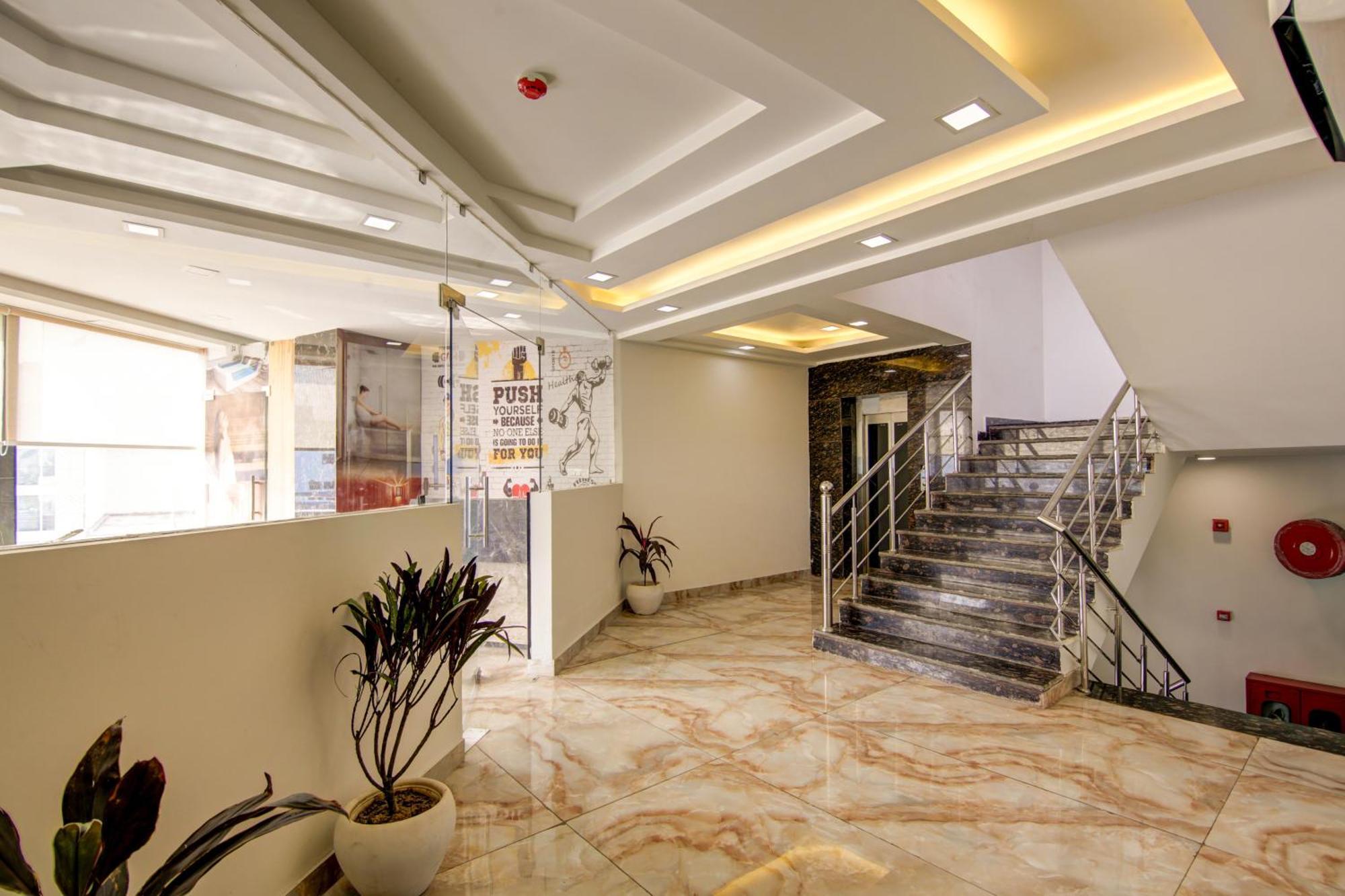 Hotel The Prithvi Near Delhi Airport ニューデリー エクステリア 写真