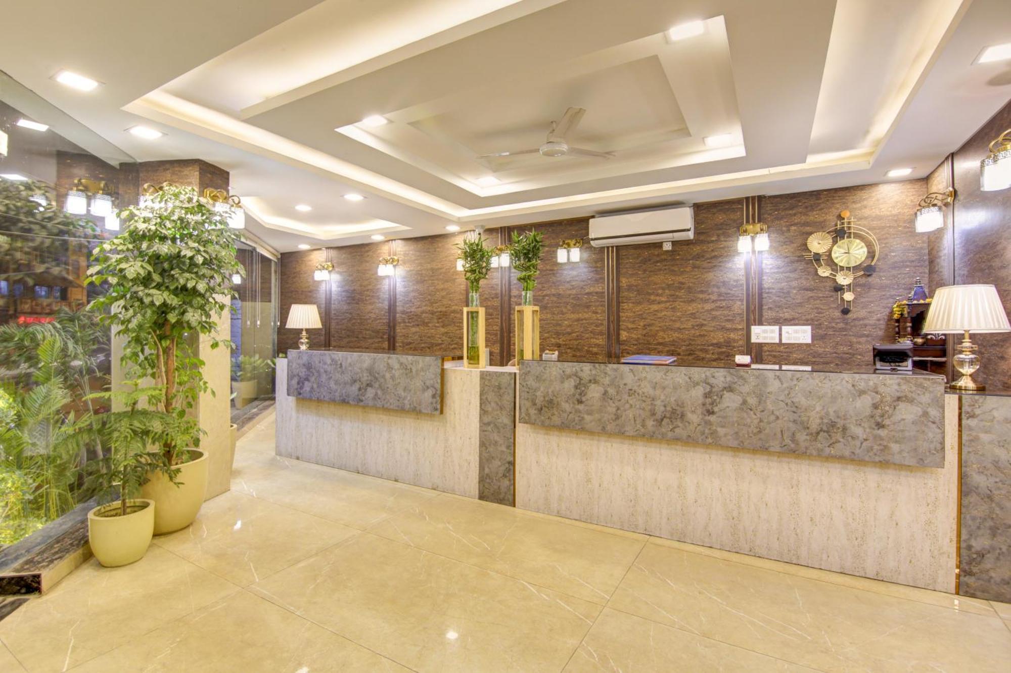 Hotel The Prithvi Near Delhi Airport ニューデリー エクステリア 写真