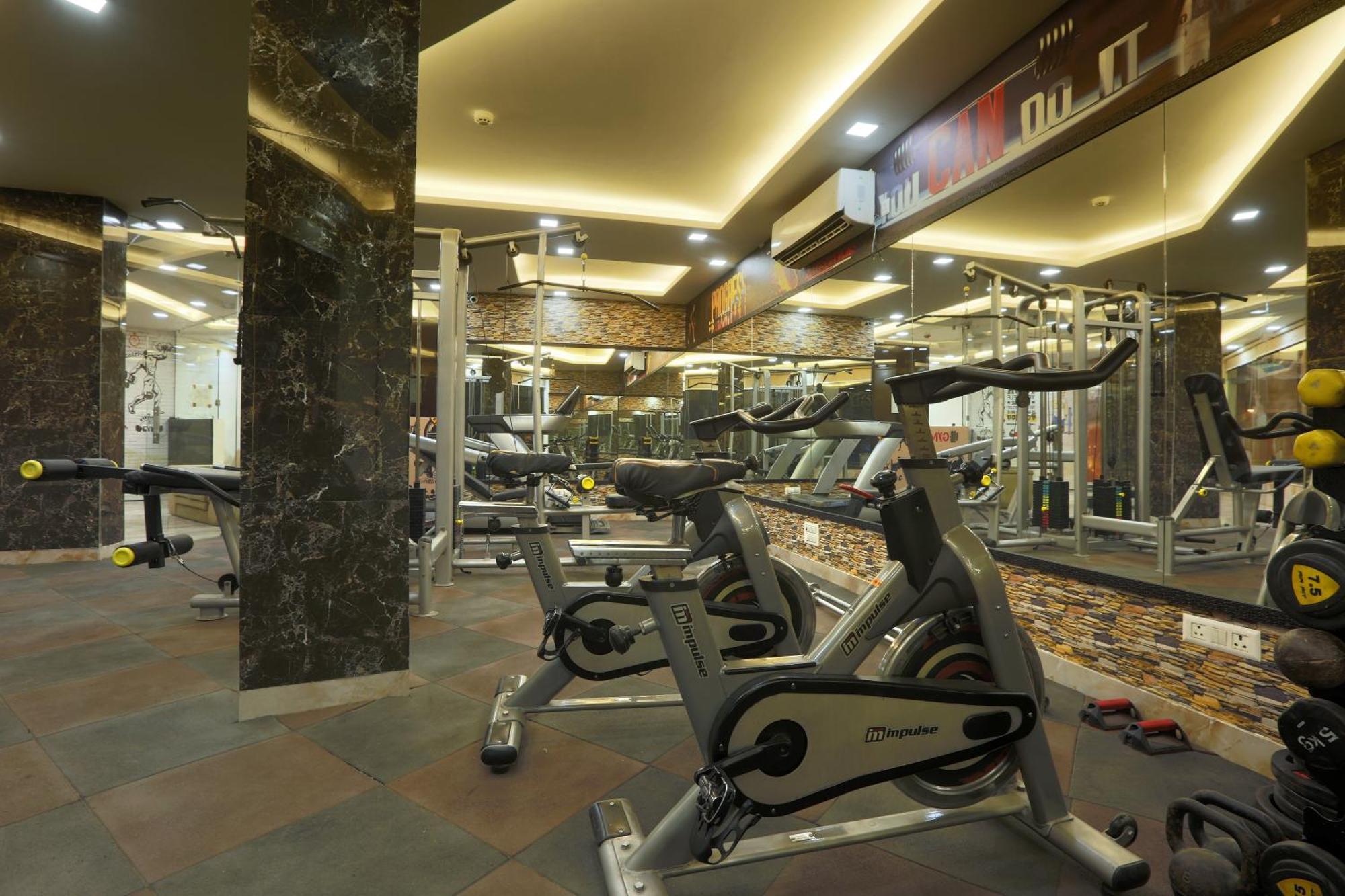Hotel The Prithvi Near Delhi Airport ニューデリー エクステリア 写真